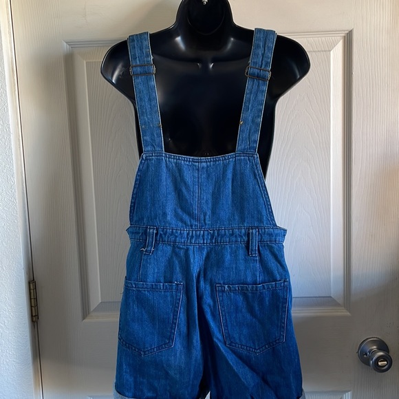 Tinsel Town XS Denim shorts 🩳 overalls in good condition - Picture 2 of 7